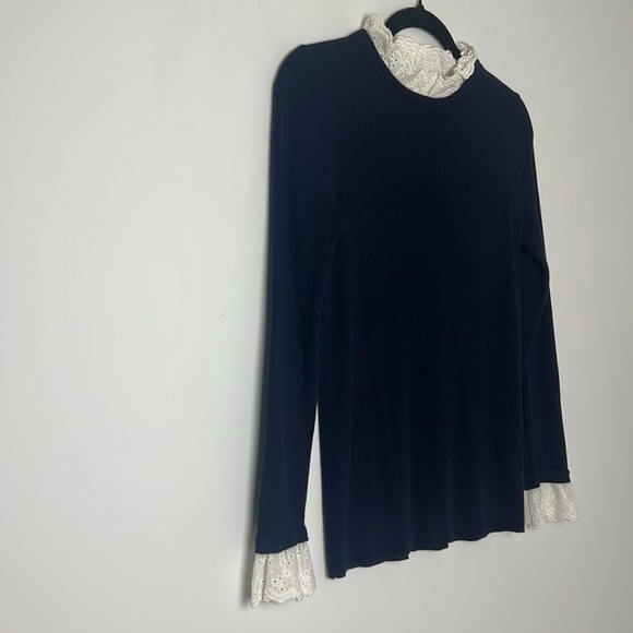 Tuckernuck Navy Rosemary Eyelet Lace Ribbed Crewneck Sweater Feminine Preppy M - Picture 6 of 12